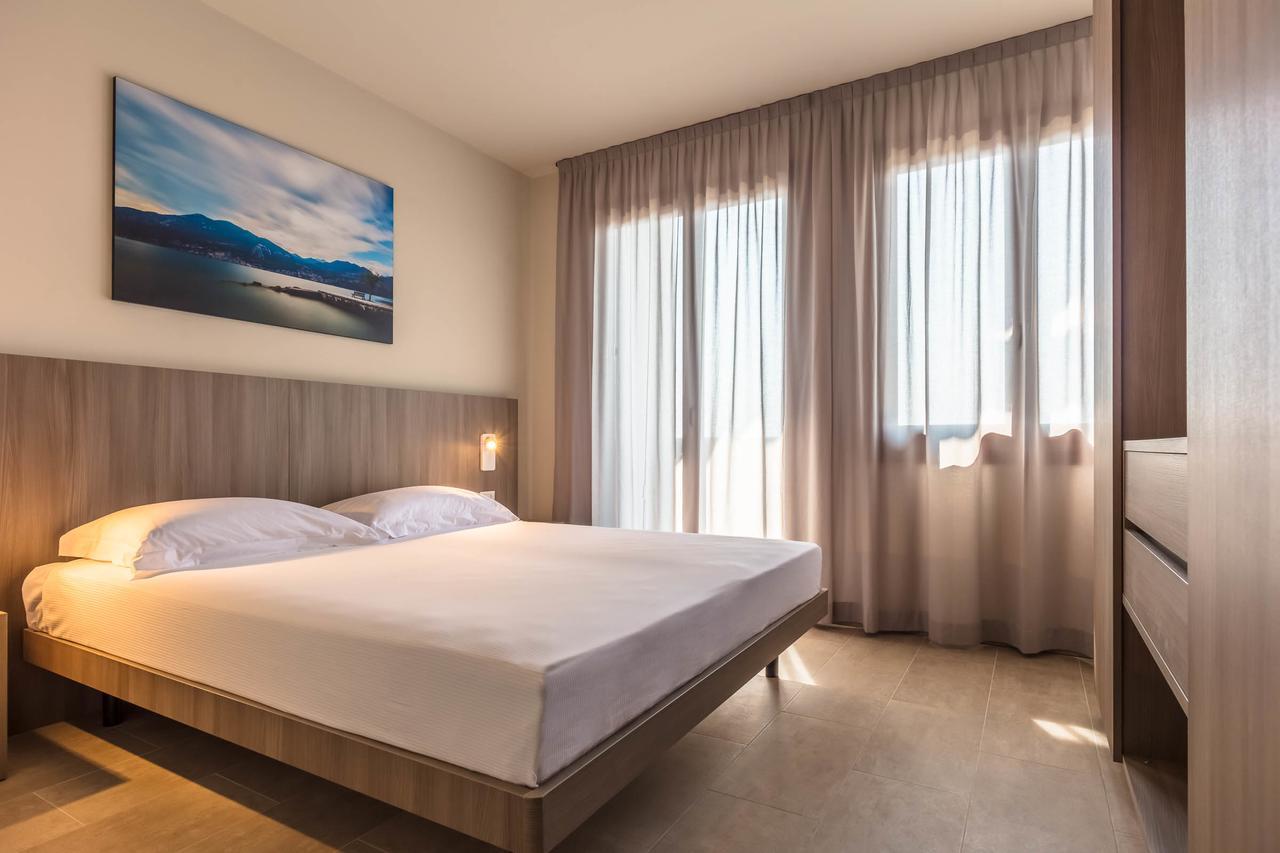 Le Torri Del Garda Familyspa Resort Torri Del Benaco Εξωτερικό φωτογραφία