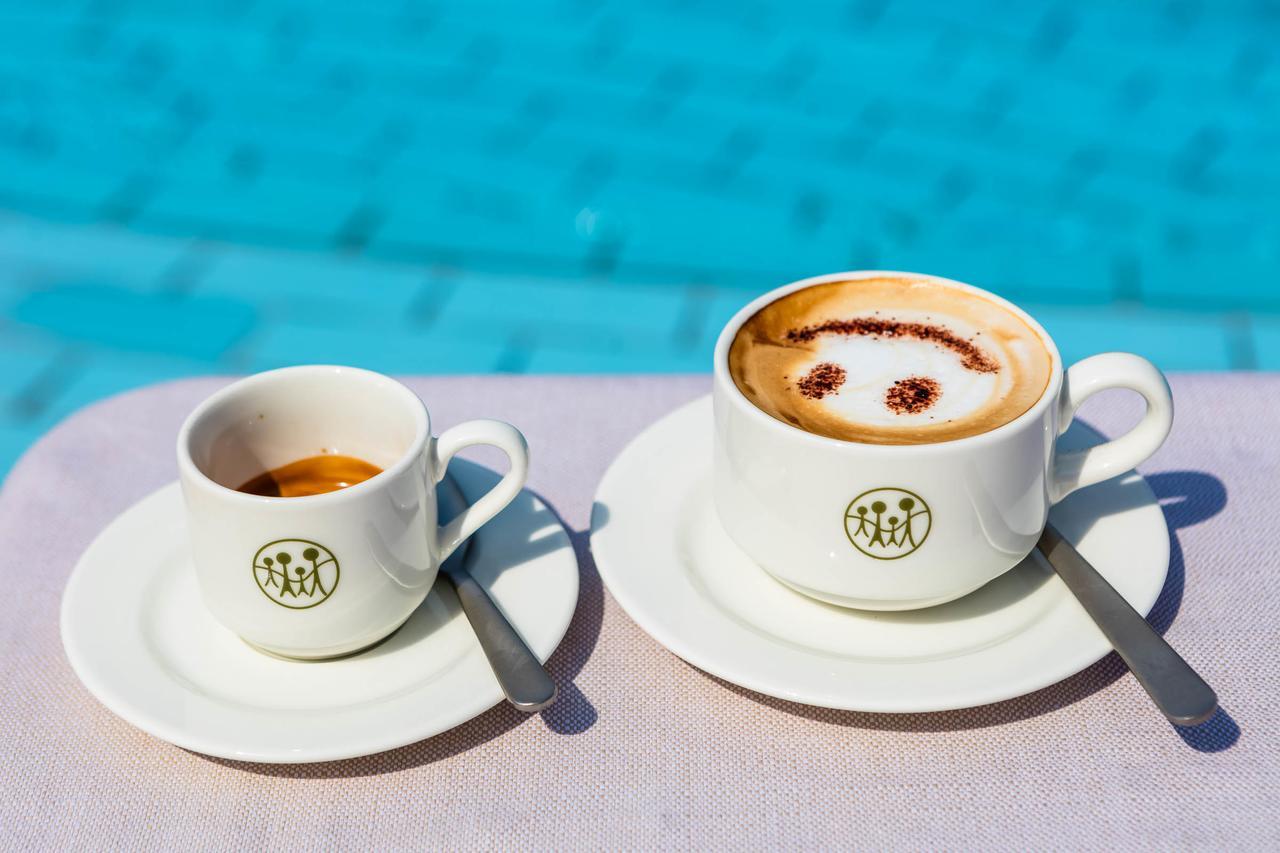 Le Torri Del Garda Familyspa Resort Torri Del Benaco Εξωτερικό φωτογραφία
