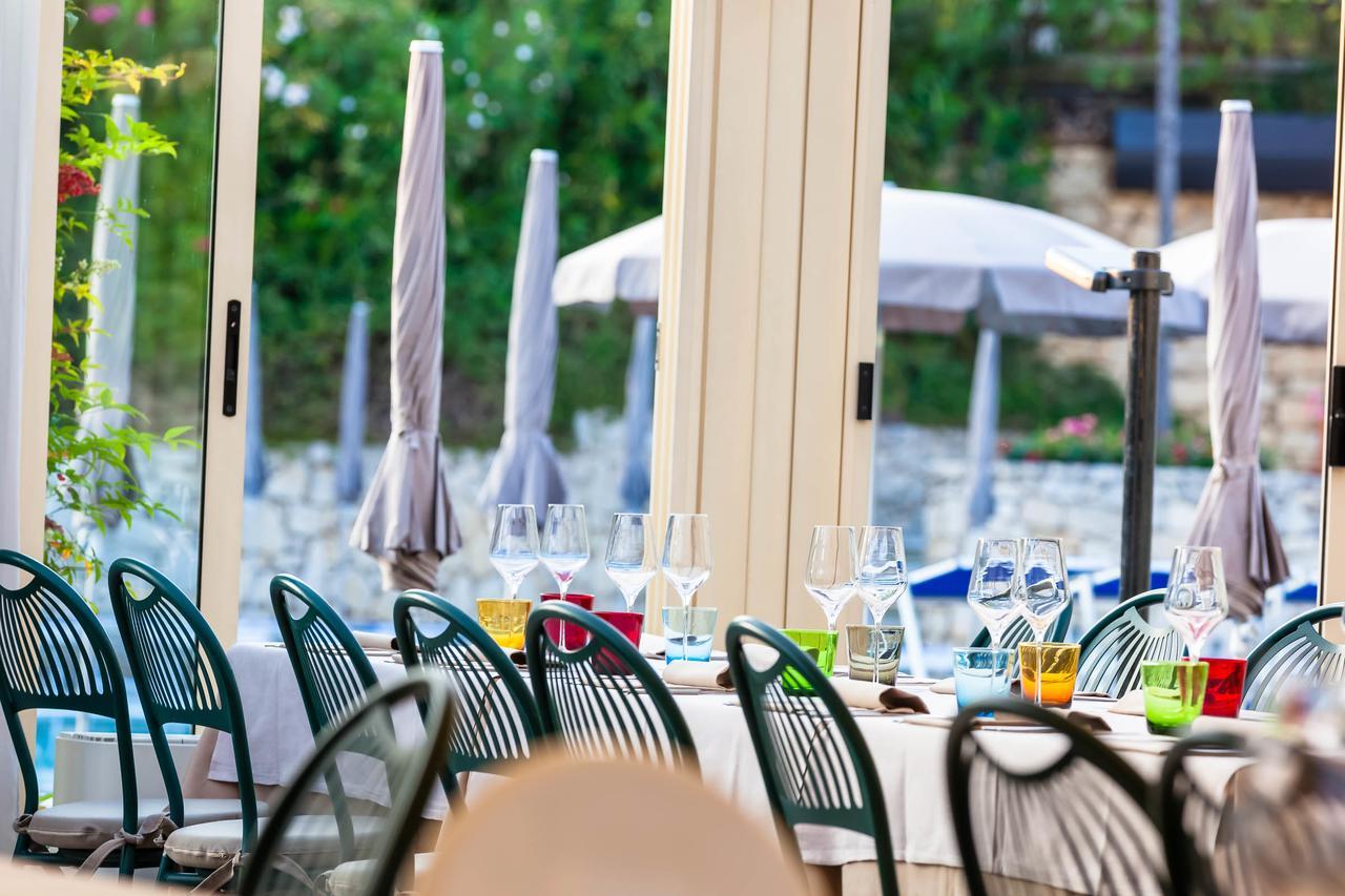Le Torri Del Garda Familyspa Resort Torri Del Benaco Εξωτερικό φωτογραφία
