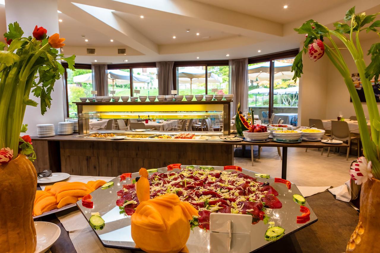 Le Torri Del Garda Familyspa Resort Torri Del Benaco Εξωτερικό φωτογραφία