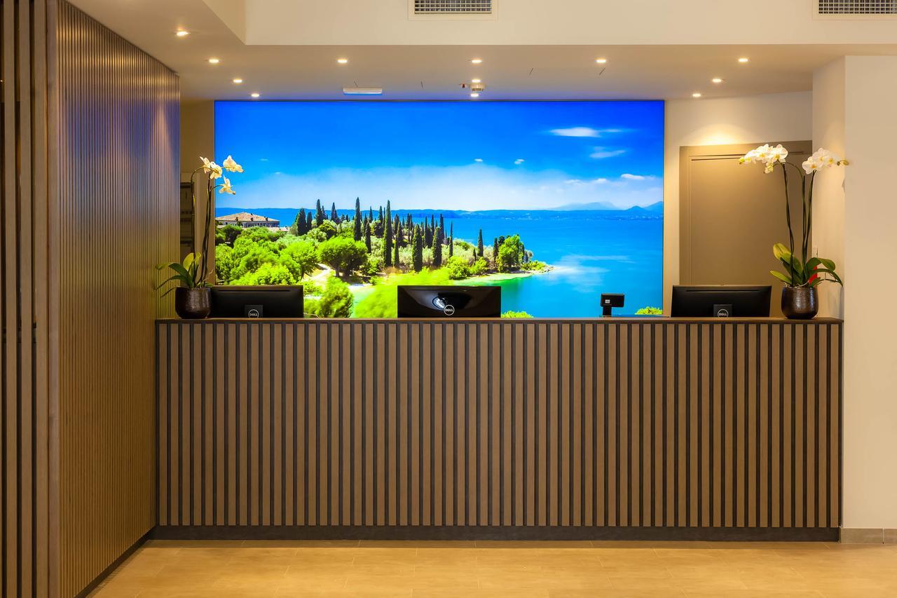 Le Torri Del Garda Familyspa Resort Torri Del Benaco Εξωτερικό φωτογραφία