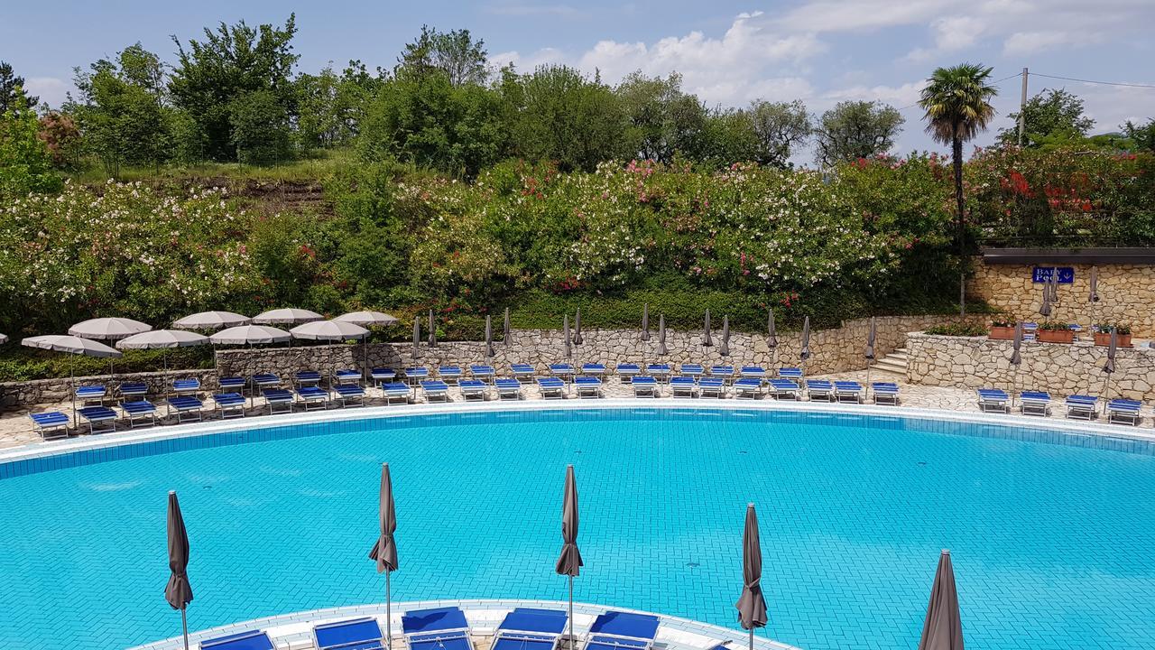 Le Torri Del Garda Familyspa Resort Torri Del Benaco Εξωτερικό φωτογραφία